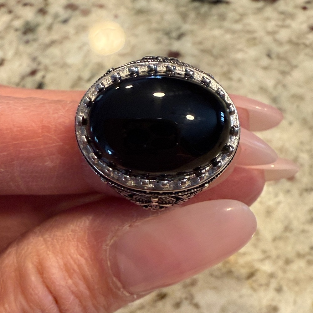 Elegant Black Stone Ring